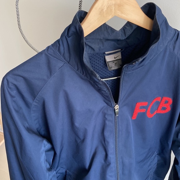 Vintage Nike 90s team football club Barcelona team jacket. Size Large - Picture 3 of 4